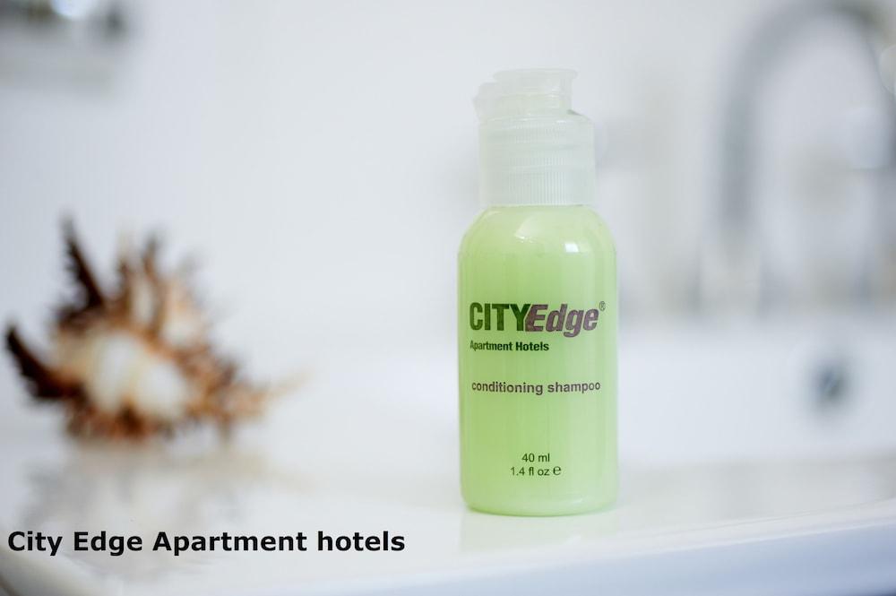 Comfort Apartments On Elizabeth Мельбурн Экстерьер фото
